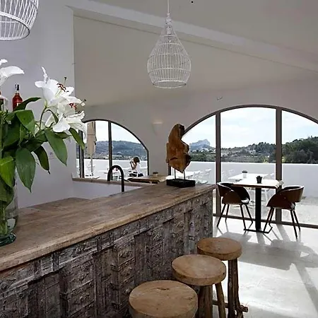Abeniss Boutique Bed & Breakfast