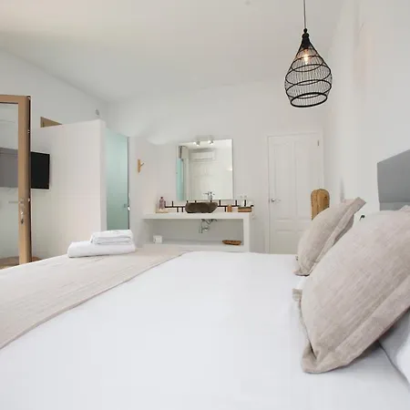 Oda ve Kahvaltı Abeniss Boutique