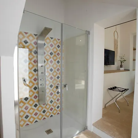 Abeniss Boutique 4*