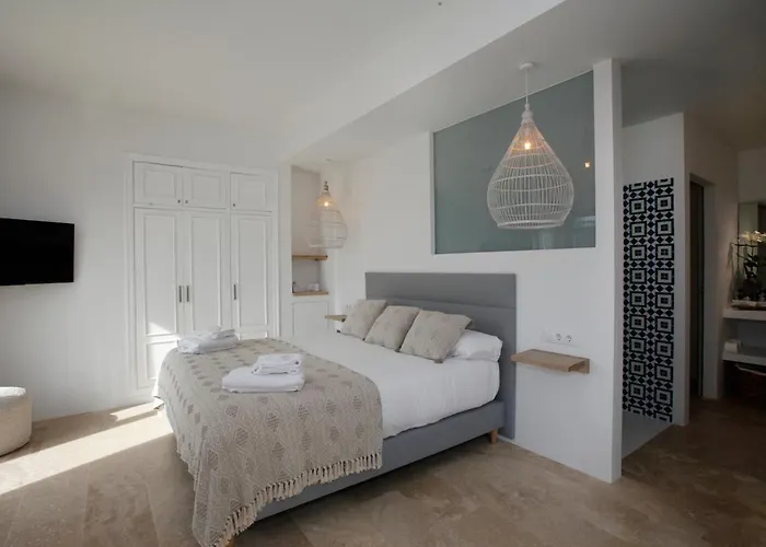 Bed & Breakfast Abeniss Boutique 4*