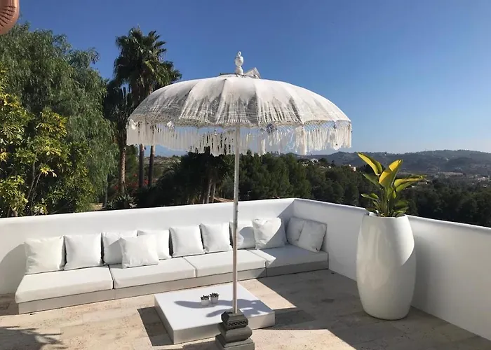 Abeniss Boutique Bed & Breakfast
